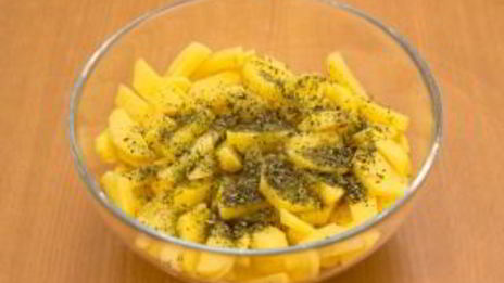 свиные ребрышки, запеченные с овощами