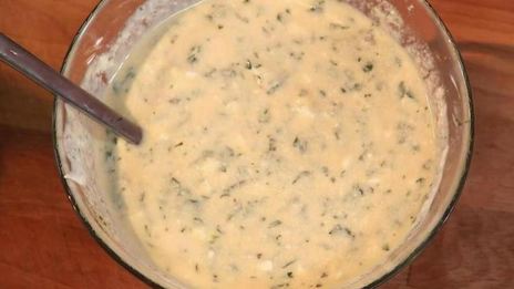 тушеная баранина с виноградными листьями