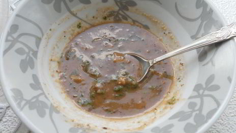 утиная грудка с орехово-гранатовым соусом