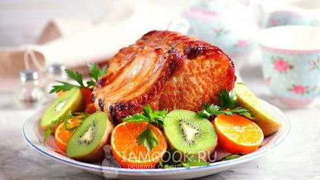 запеченная свиная корейка в мандариновом соусе