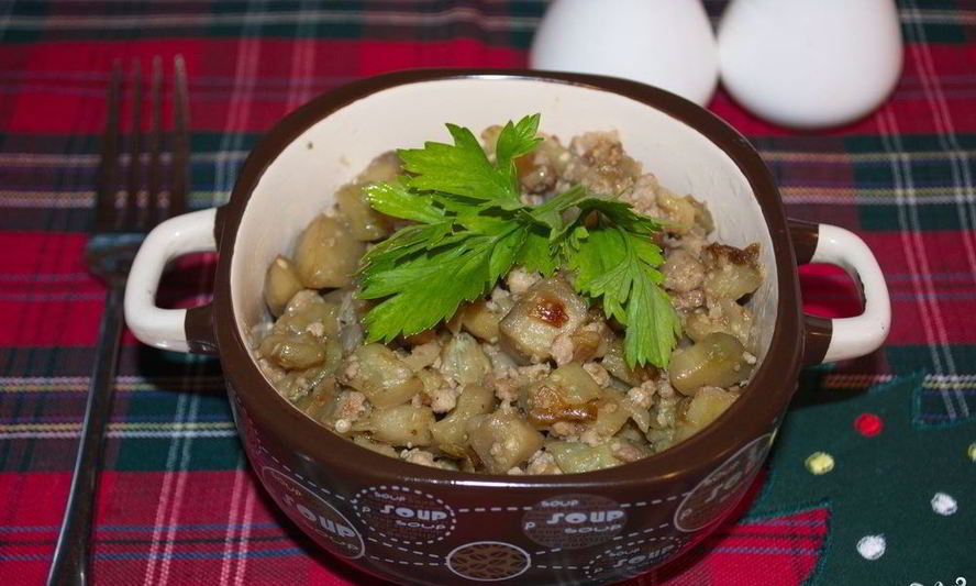 Рецепт баклажанов, жареных с фаршем