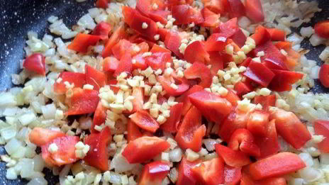 фасоль в чесночно-имбирном соусе