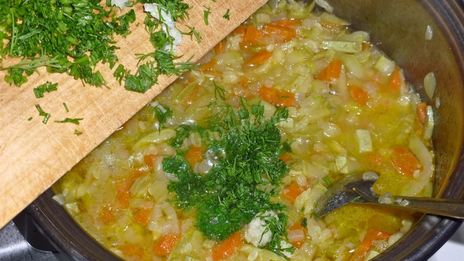 кабачки тушеные с морковью и луком