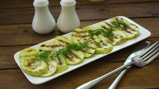 Кабачки жареные без масла