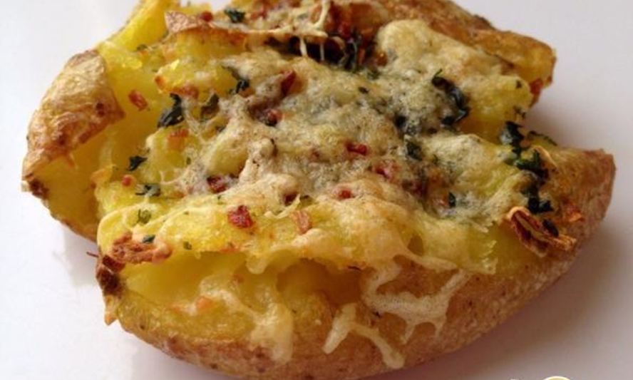 Рецепт картофеля прессованного, запеченные в духовке