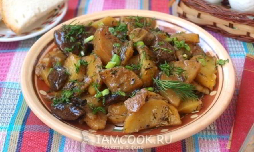 Рецепт картофеля запеченного с грибами в ароматных травах