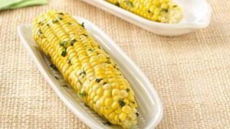 кукуруза, запеченная в рукаве