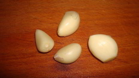 перцы фаршированные с беконом и сметанным соусом