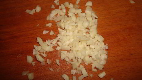 перцы фаршированные с беконом и сметанным соусом