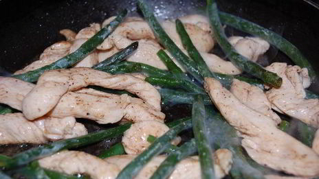 стручковая фасоль под сливочным соусом