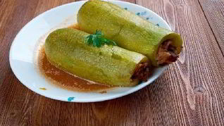 Цуккини фаршированные мясом баранины