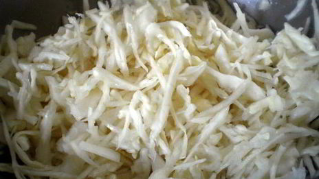 тушеная капуста с яблоками