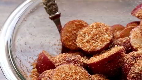 запеченный в духовке картофель c сырной корочкой