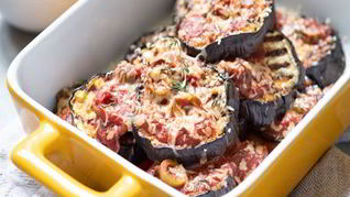 Жареные баклажаны с мясом и сыром