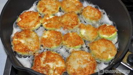 жареные кабачки в сырной панировке