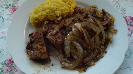 говяжья печень с яблоками