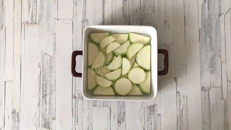 куриная печень с кабачками в духовке