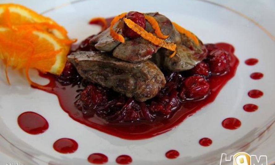 Рецепт куриной печени с вишневым соусом