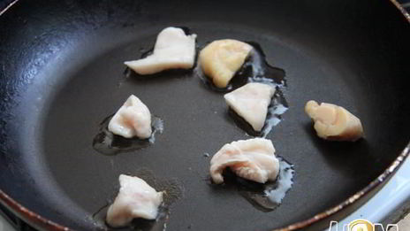 куриная печень с вишневым соусом