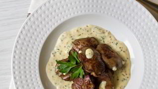 Куриная печень со сливочно-горчичным соусом