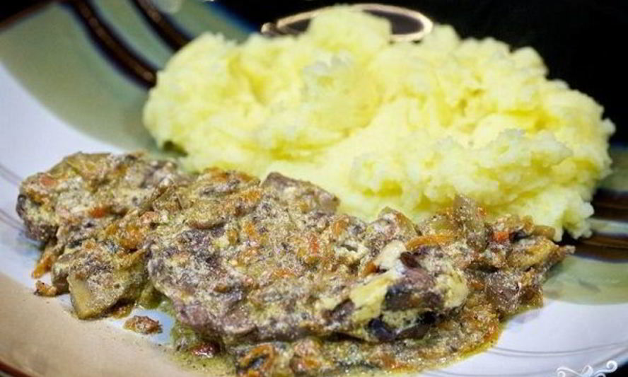 Рецепт куриной печени со сметаной