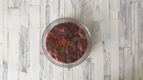 куриная печень в духовке запеченная с луком и чесноком