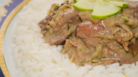 куриная печень в кабачково-яблочном соусе