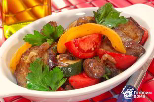 Куриная печенка с овощами