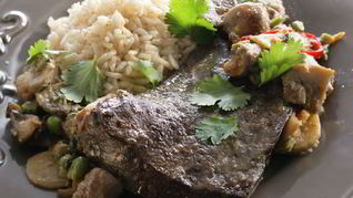 Телячья печень с овощами по-азиатски