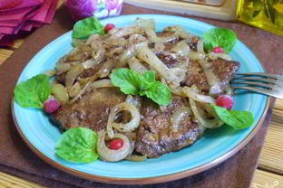 Жареная печень с луком