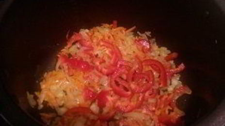 ленивые пельмени в овощном соусе