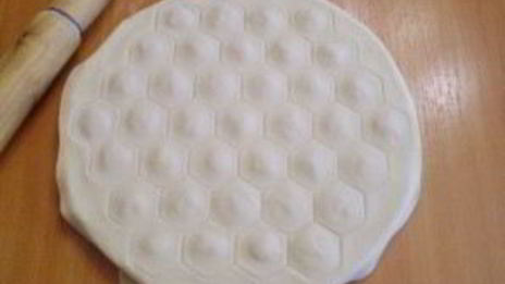 пельмени под соусом