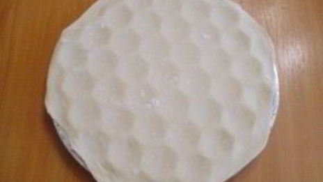 пельмени под соусом