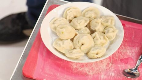 пельмени с мясом и каперсами