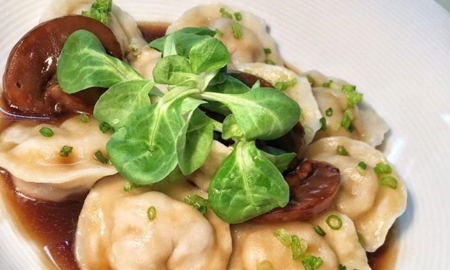 Рецепт пельменей с рыбой и белыми грибами