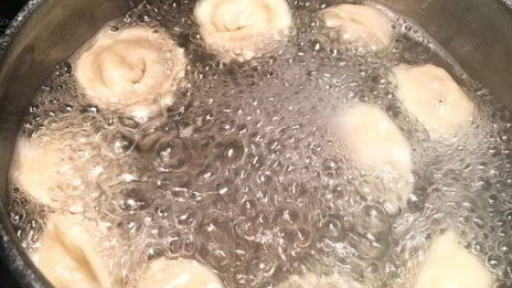 пельмени с рыбой и белыми грибами