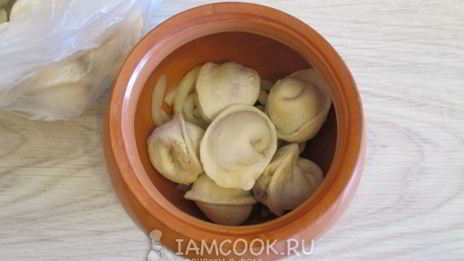 пельмени в горшочках в духовке