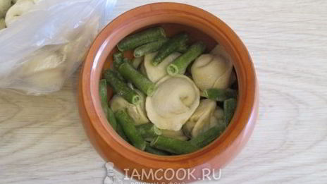пельмени в горшочках в духовке