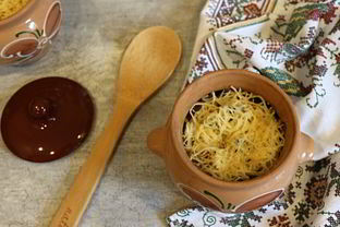 Пельмени в горшочках