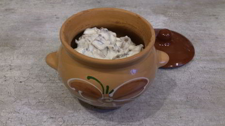 пельмени в горшочках