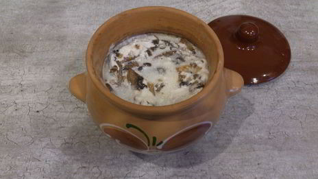 пельмени в горшочках