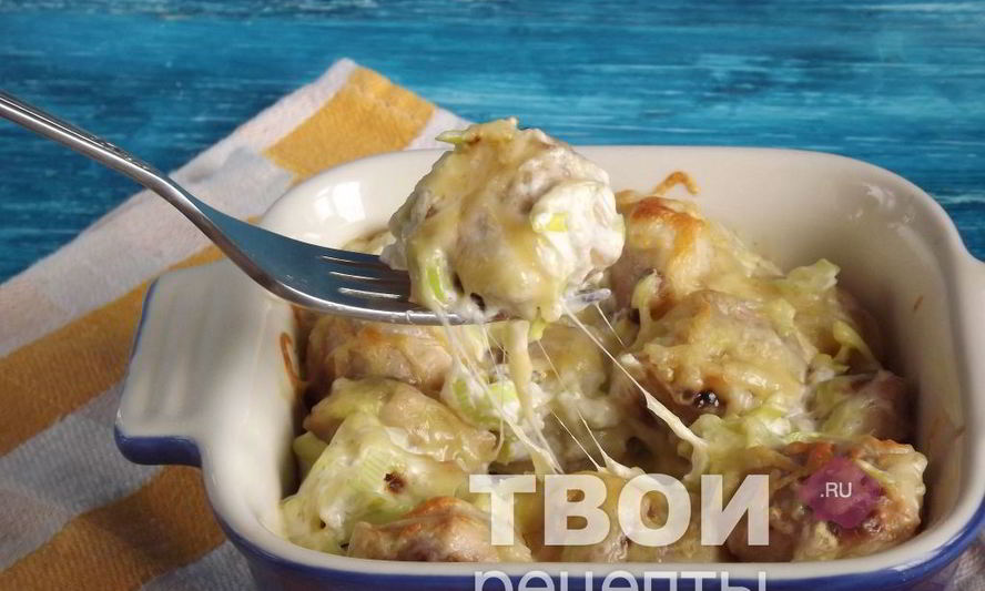 Рецепт пельменей, запеченных со сметаной и сыром