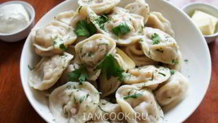 Рыбные пельмени с овощами