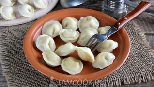 Вегетарианские пельмени с нутом