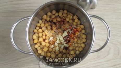 вегетарианские пельмени с нутом