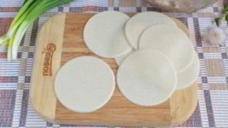 японские жареные пельмешки гедза