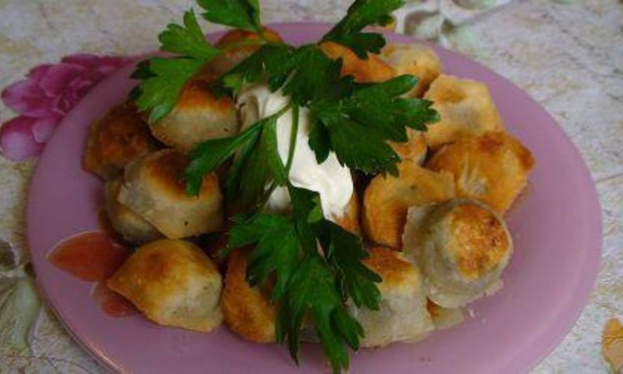 Рецепт жареных пельменей с грибами из заварного теста