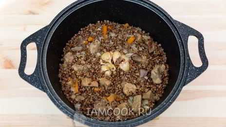 плов из гречки со свининой