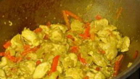 плов с черносливом и курицей