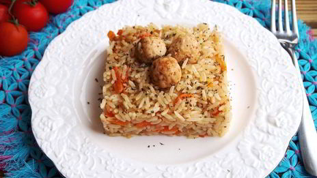 плов с фрикадельками в духовке